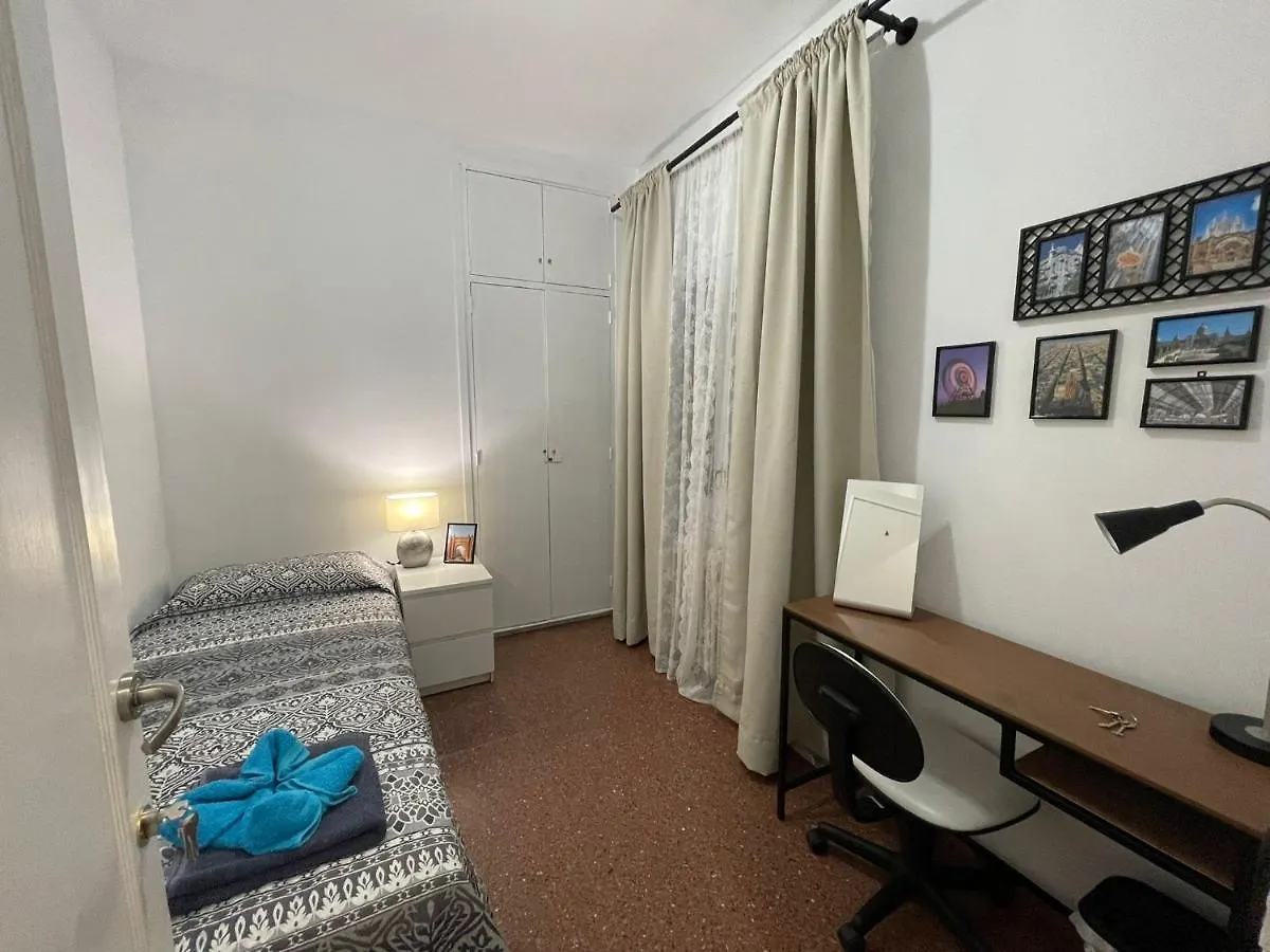 Rooms Viladomat Barcellona Bed & Breakfast