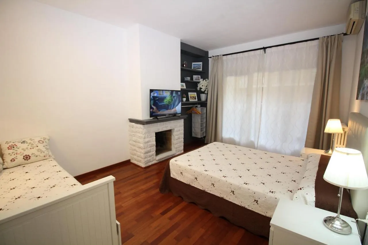 Bed & Breakfast Rooms Viladomat Barcellona Spagna