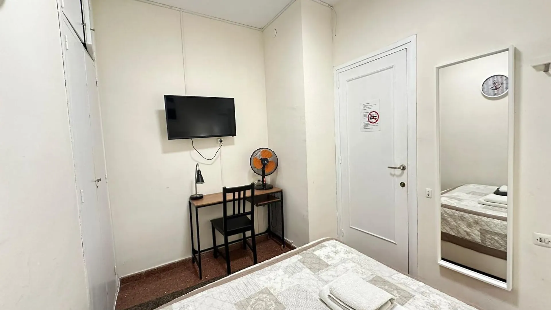 Rooms Viladomat Barcellona Bed & Breakfast