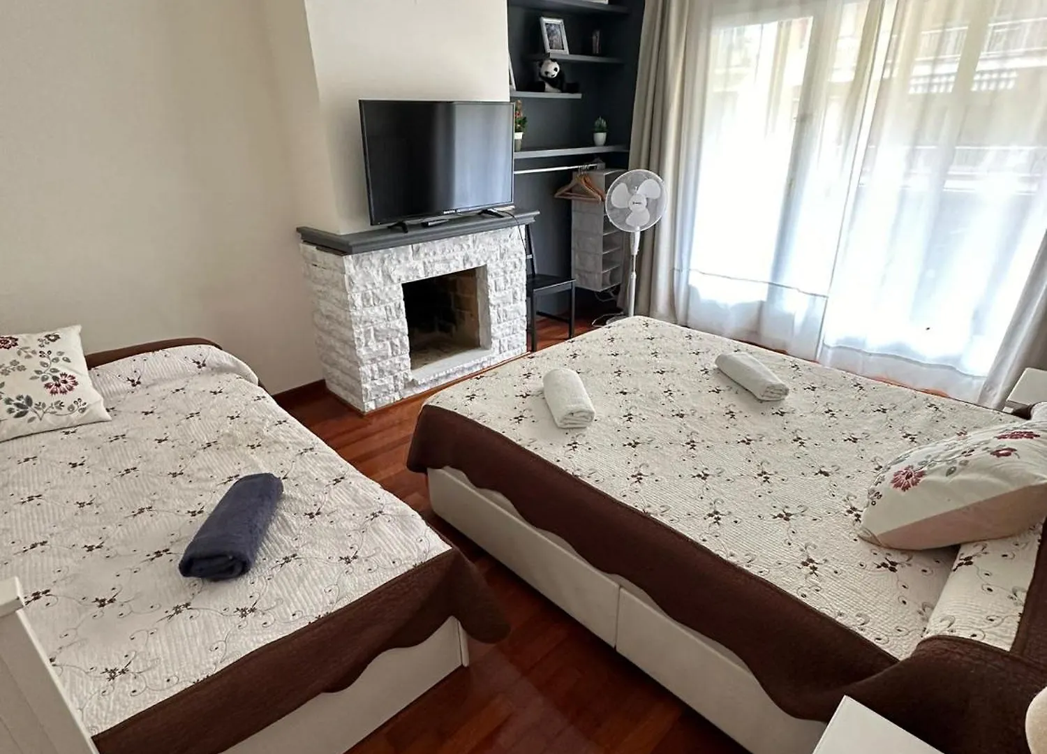 Rooms Viladomat Barcellona Bed & Breakfast